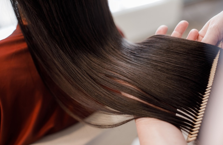 髪質改善で理想のヘアスタイルを楽しめる髪へ | 安佐北区の美容院なら傷まない施術で長く通えるPlume